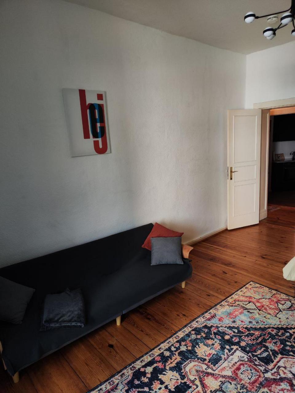 Stylish 2-Room Apartment With Balcony Next To East Side Gallery Берлин Экстерьер фото
